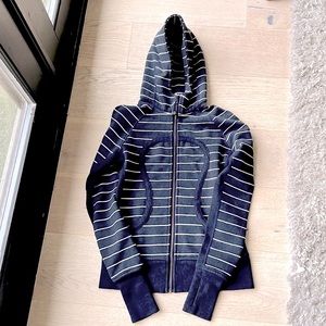 Lululemon scuba hoodie navy and white stripe size 6